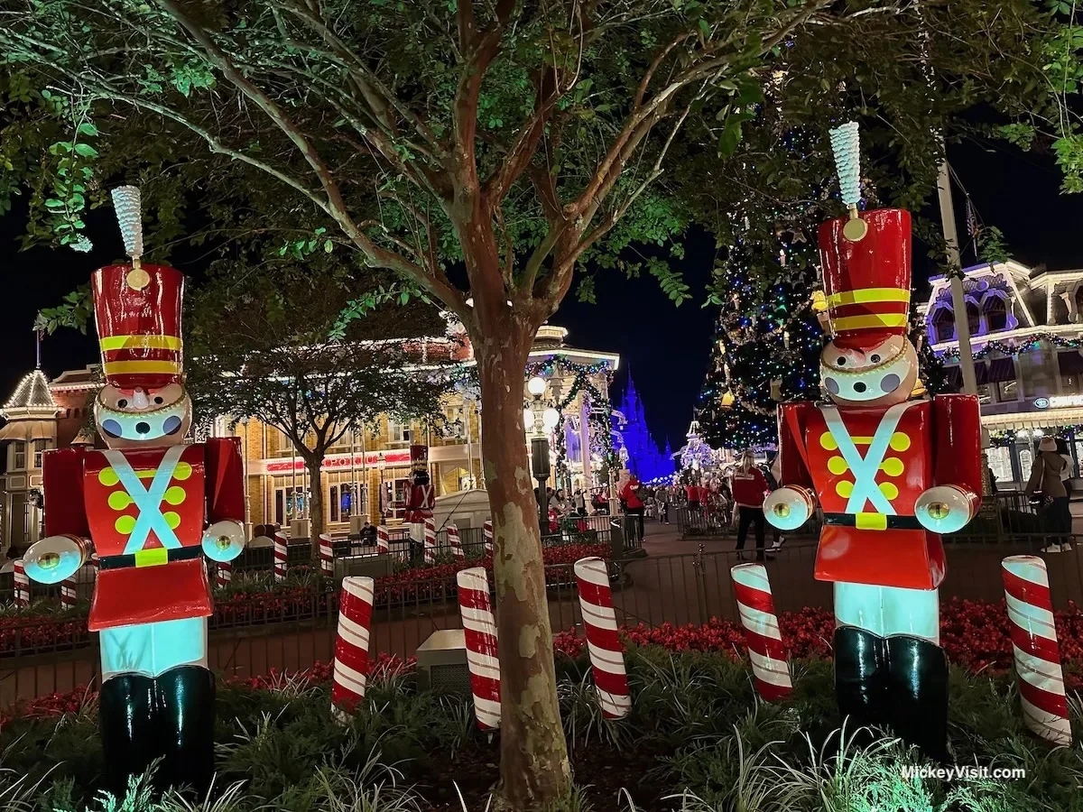 Disney World In December 2025 Holiday Tips And Managing Crowds