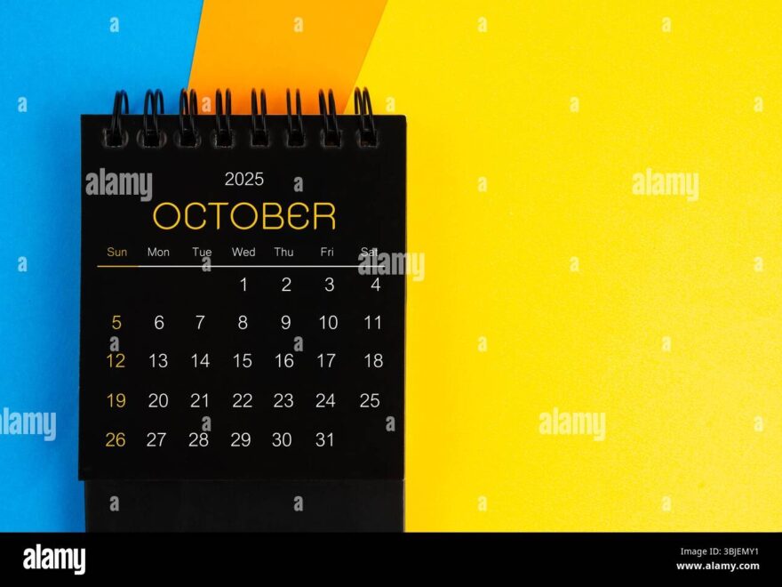 Simple 2025 Year Calendar Week Hi res Stock Photography And Images Alamy